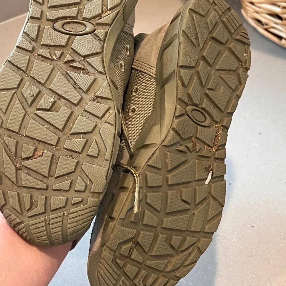 Oakley Boys SAGE Light Assault II 11188-751 Combat Tactical Military Boots, Size